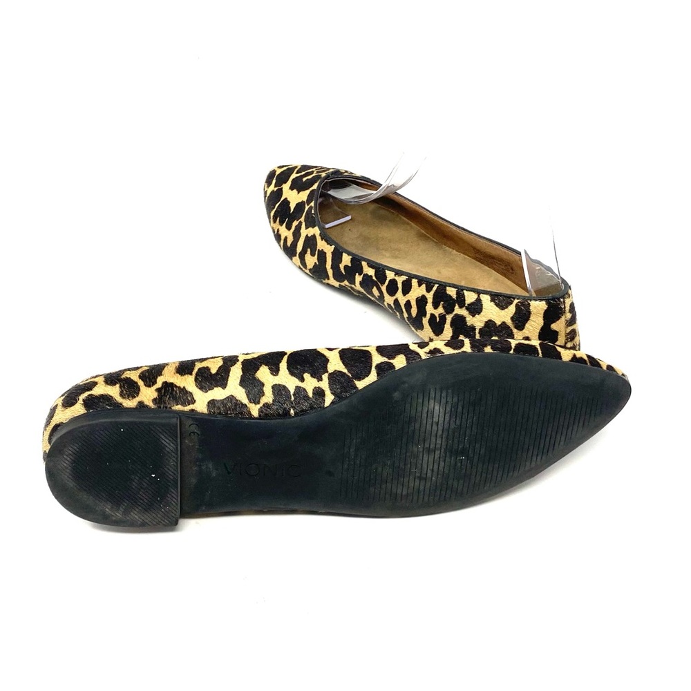Vionic Flats - Picture 3 of 8